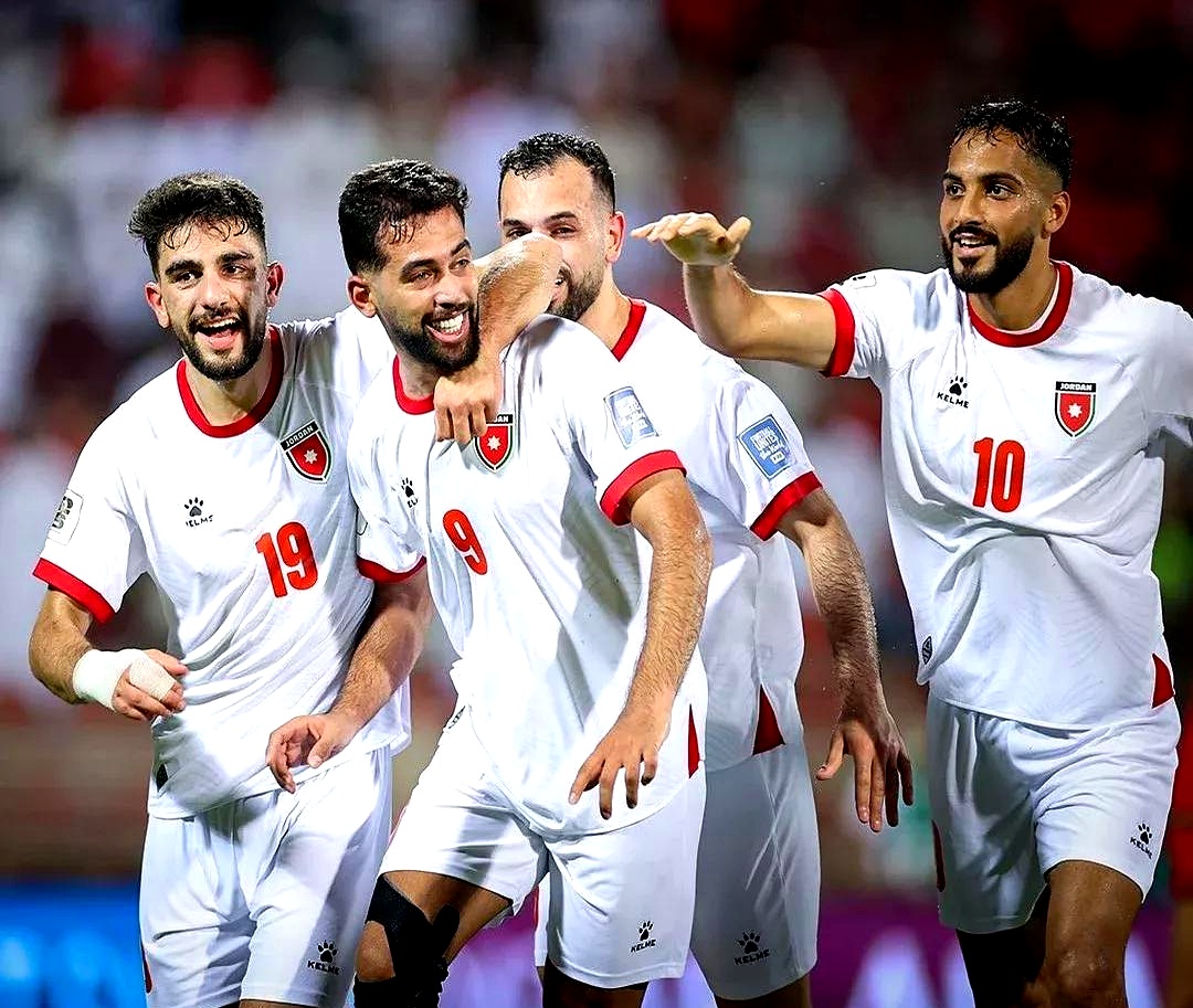 包含法国杯关键时刻再迎强敌，拜仁慕尼黑内部沟通，主帅态度：更衣室稳定，球队文化再被提及的词条