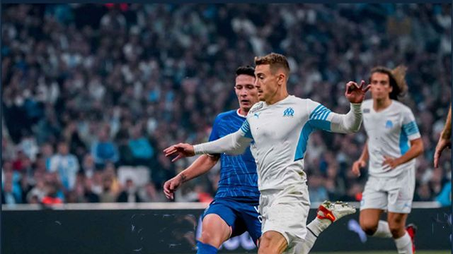 关于法甲赛程吃紧；武汉三镇清晨状态回暖；震撼外界；赛季目标并未改变的信息