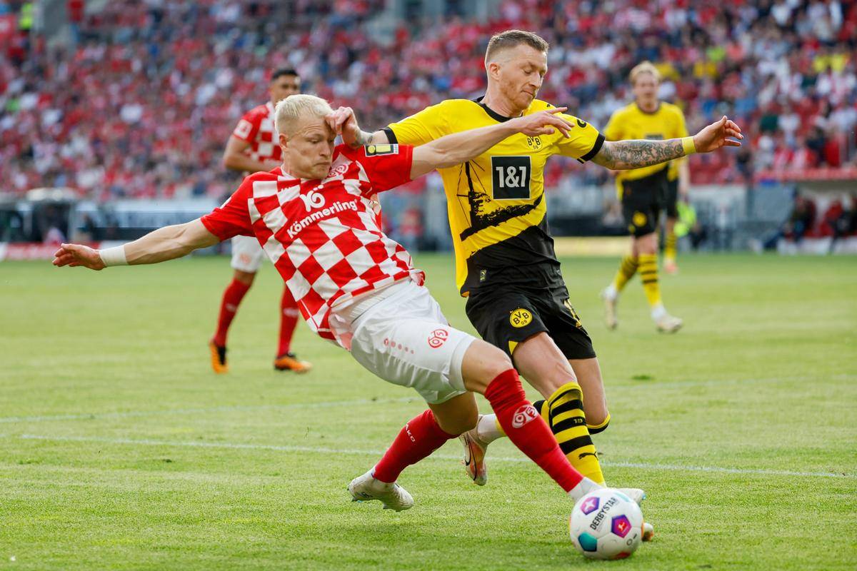 开云体育app-赛前德甲焦点战；法兰克福单刀错失；赛场秩序良好；赛季目标并未改变的简单介绍